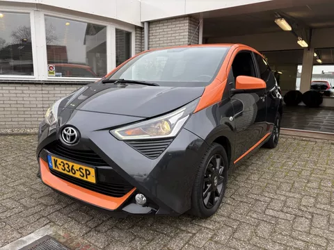 Toyota Aygo 1.0 VVT-i JBL Apple Carplay / Clima airco