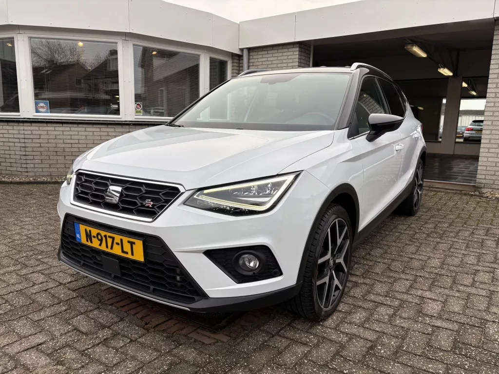 SEAT Arona 1.0 TSI 116pk FR AUTOMAAT / Vele Opties