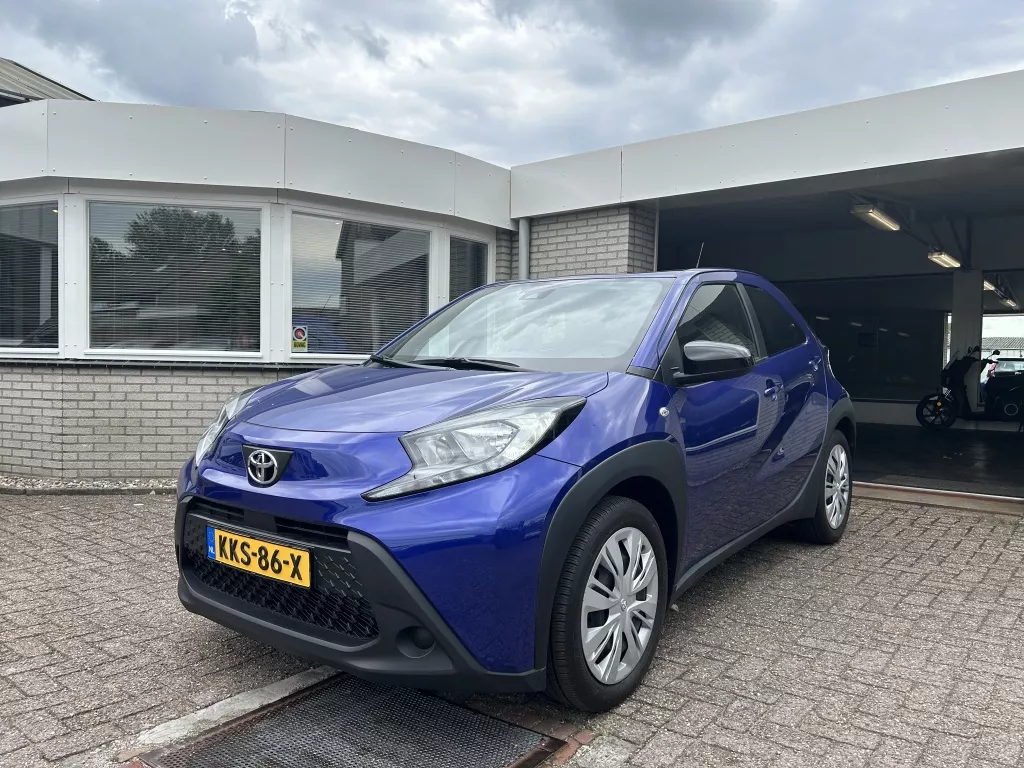 Toyota Aygo X 1.0 VVT-i MT Clima / Carplay