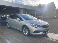 Opel Astra Elegance 110pk Navi / camera / clima airco Foto
