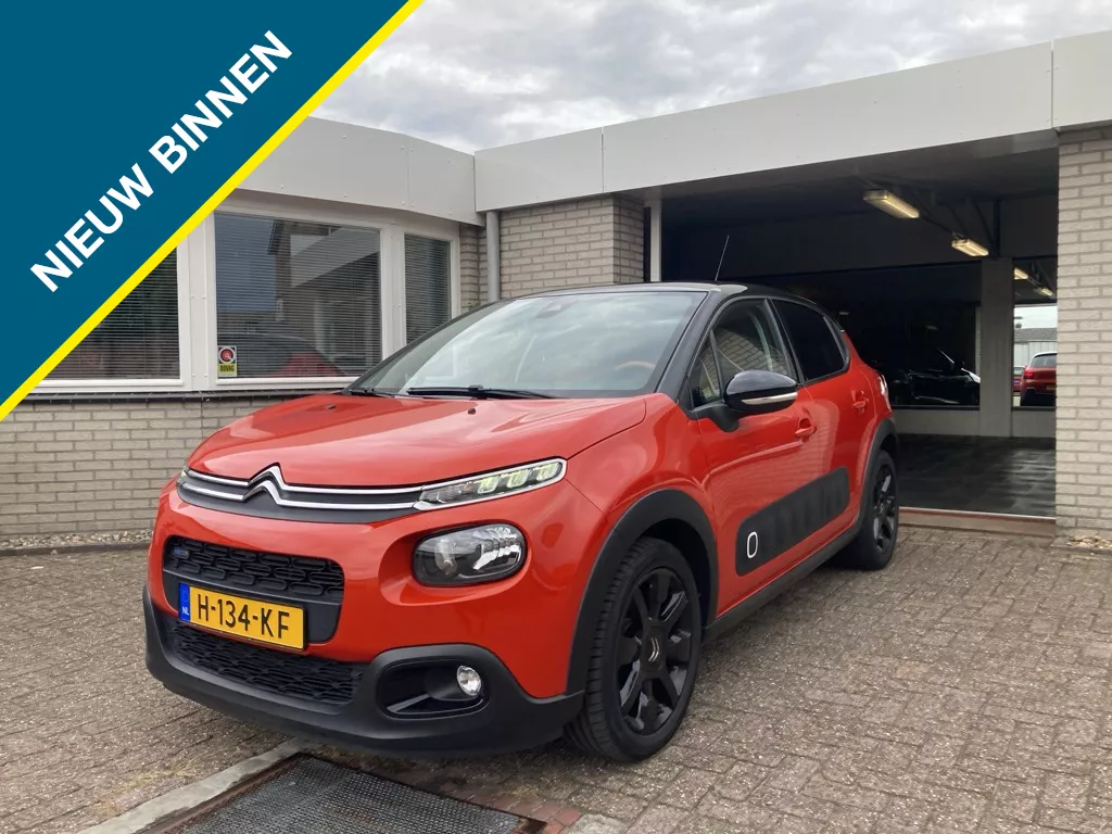 Citro&euml;n C3 1.2 Shine 82 pk Navigatie / Stof leder